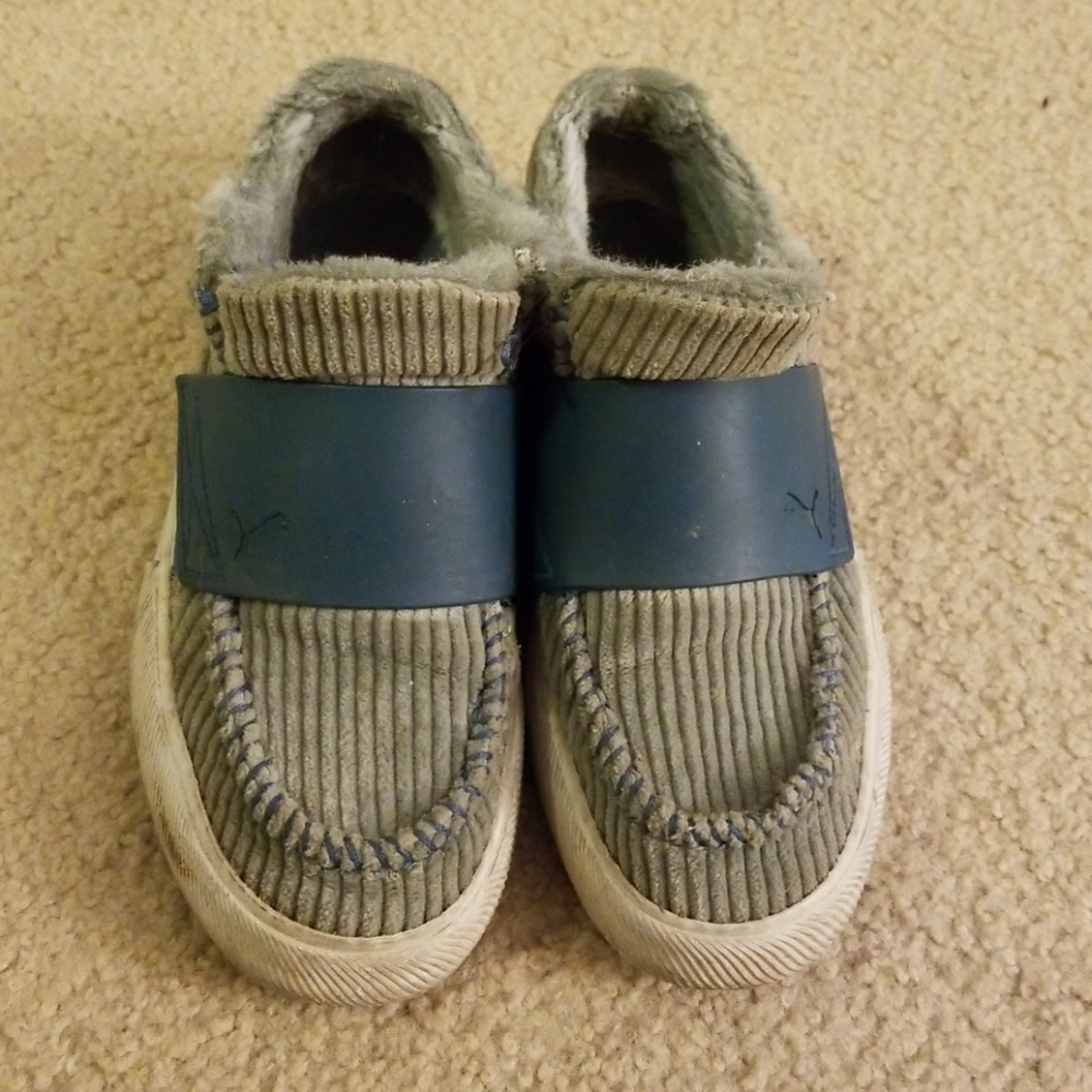 Puma corduroy slip on shoes 6.5